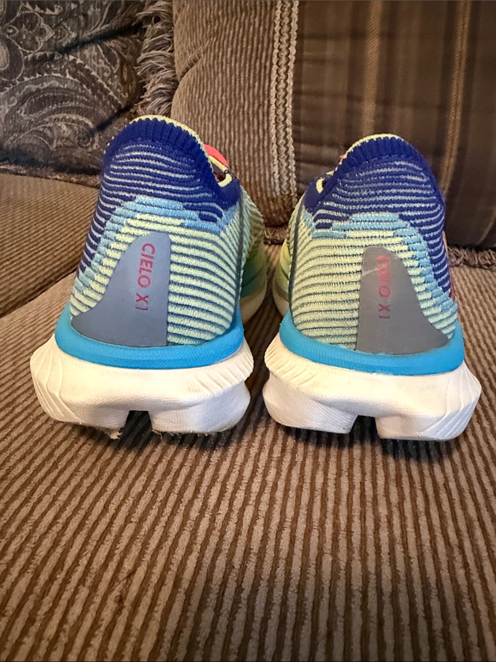 Ladies Hoka  Cielo X1.  Sz 7 - Picture 3 of 9